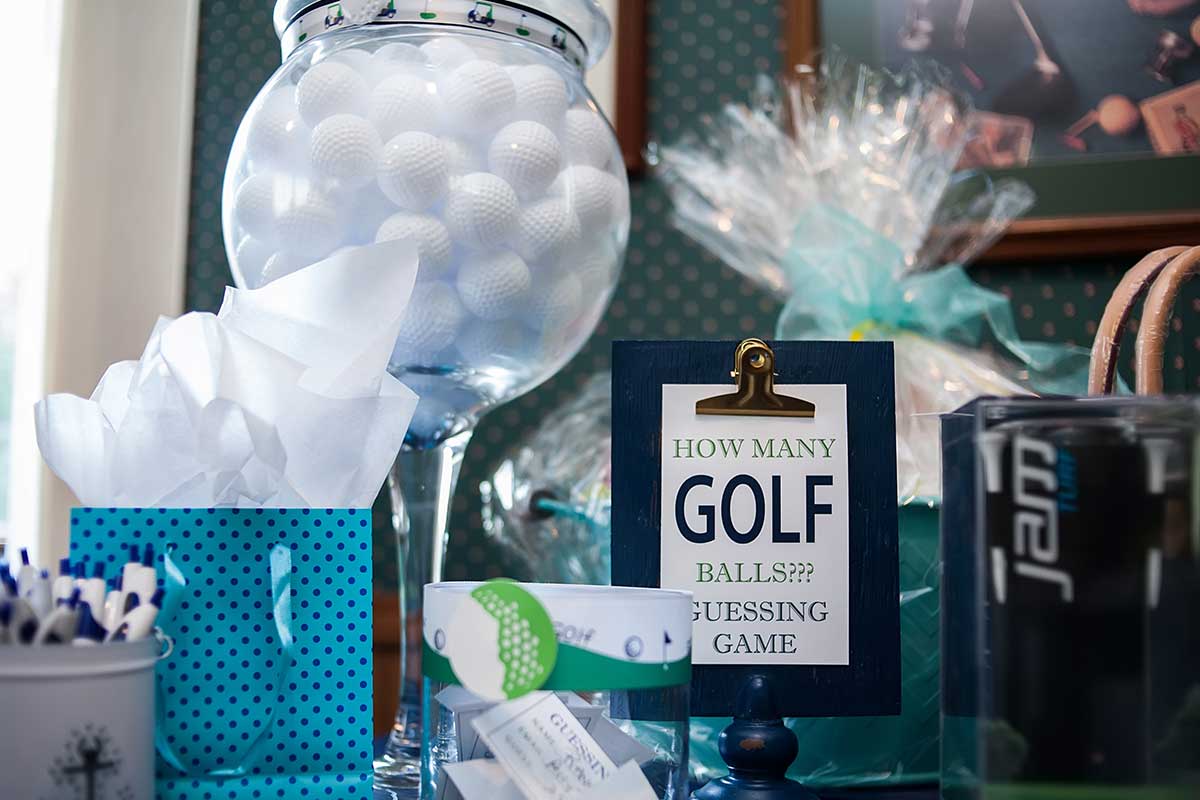 Golf-Outing-Raffle-Table